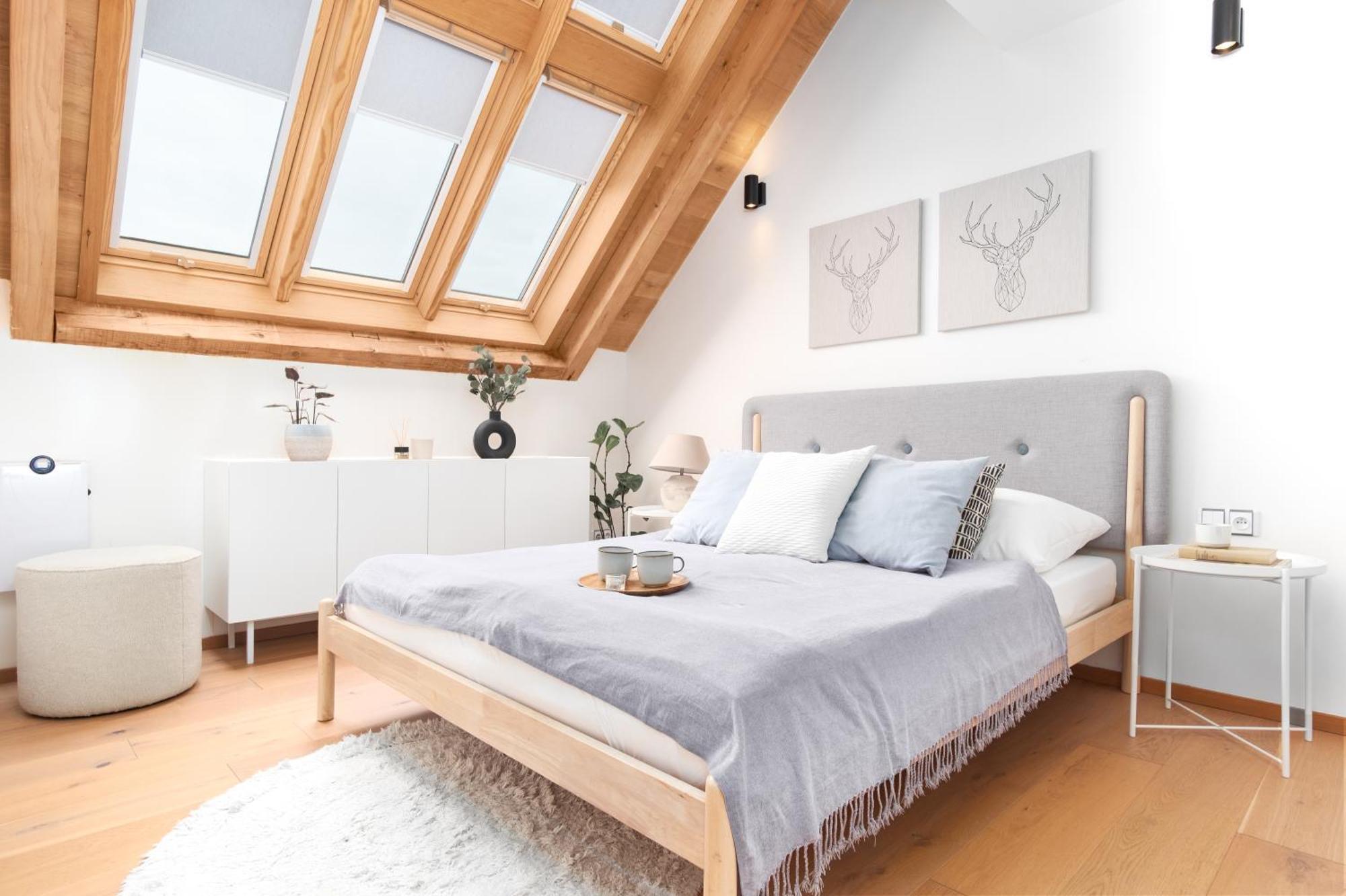 Days - Maisonette - Trendy Area Apartment Prague